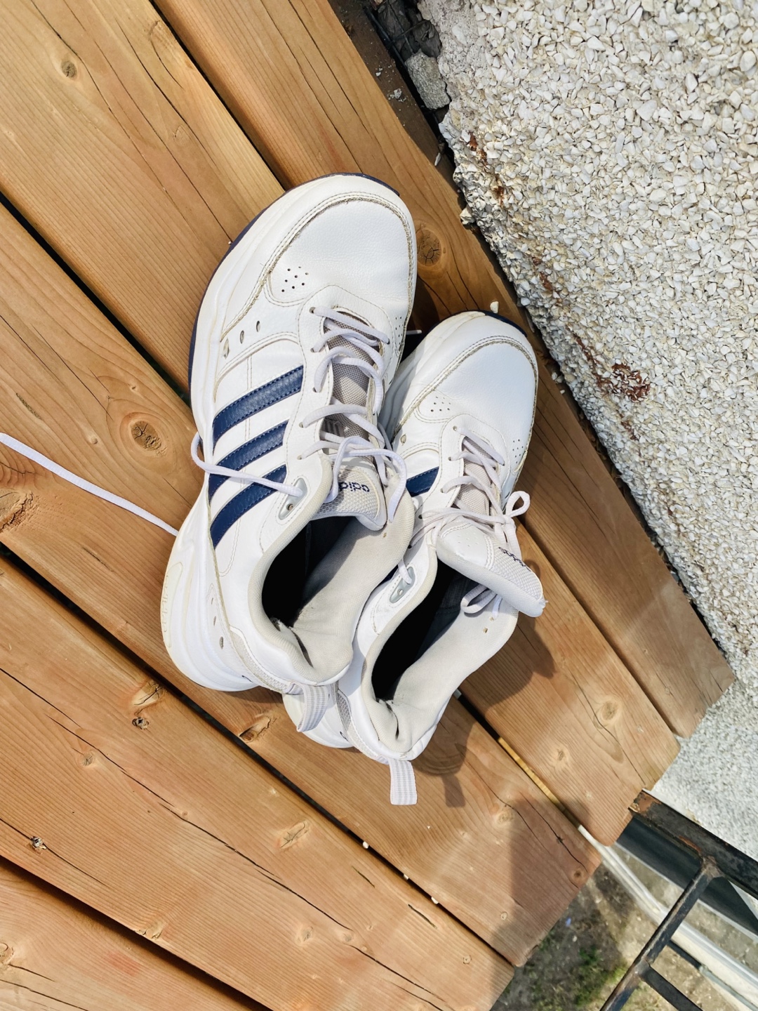 Adidas Sneakers