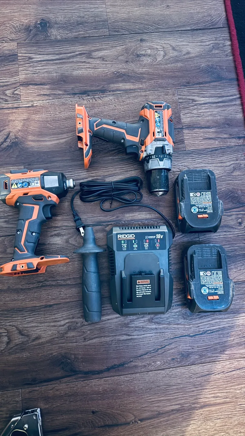 Ridgid 18V Drill and Impact Driver Kit thumbnail