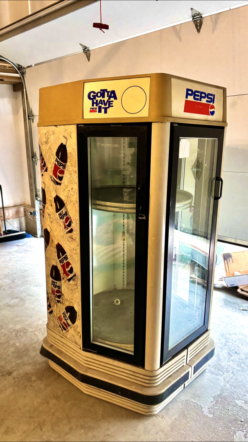 Vintage Pepsi Display Cooler – Rotating Fridge (RARE) - photo 2