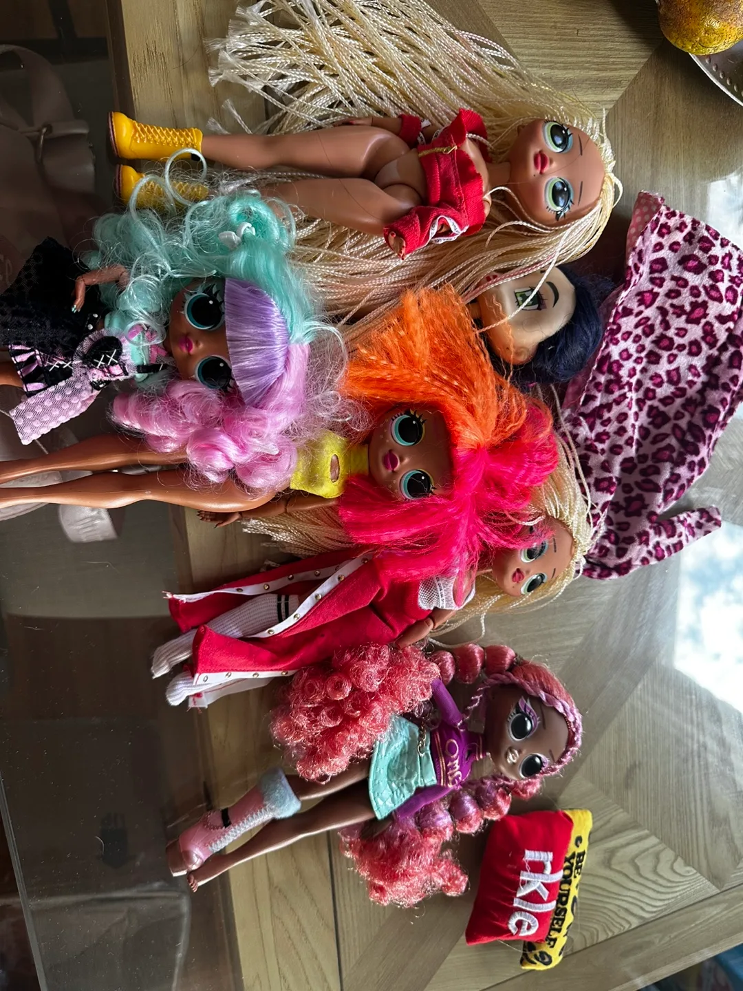 Rainbow High & LOL OMG Dolls Lot image indicator(2)