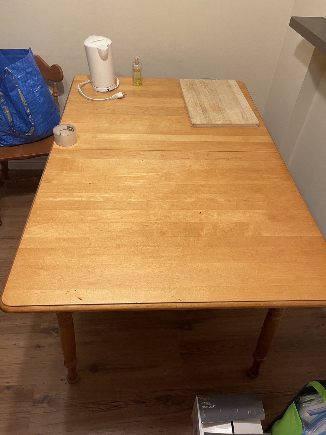 Table with 2 Chairs