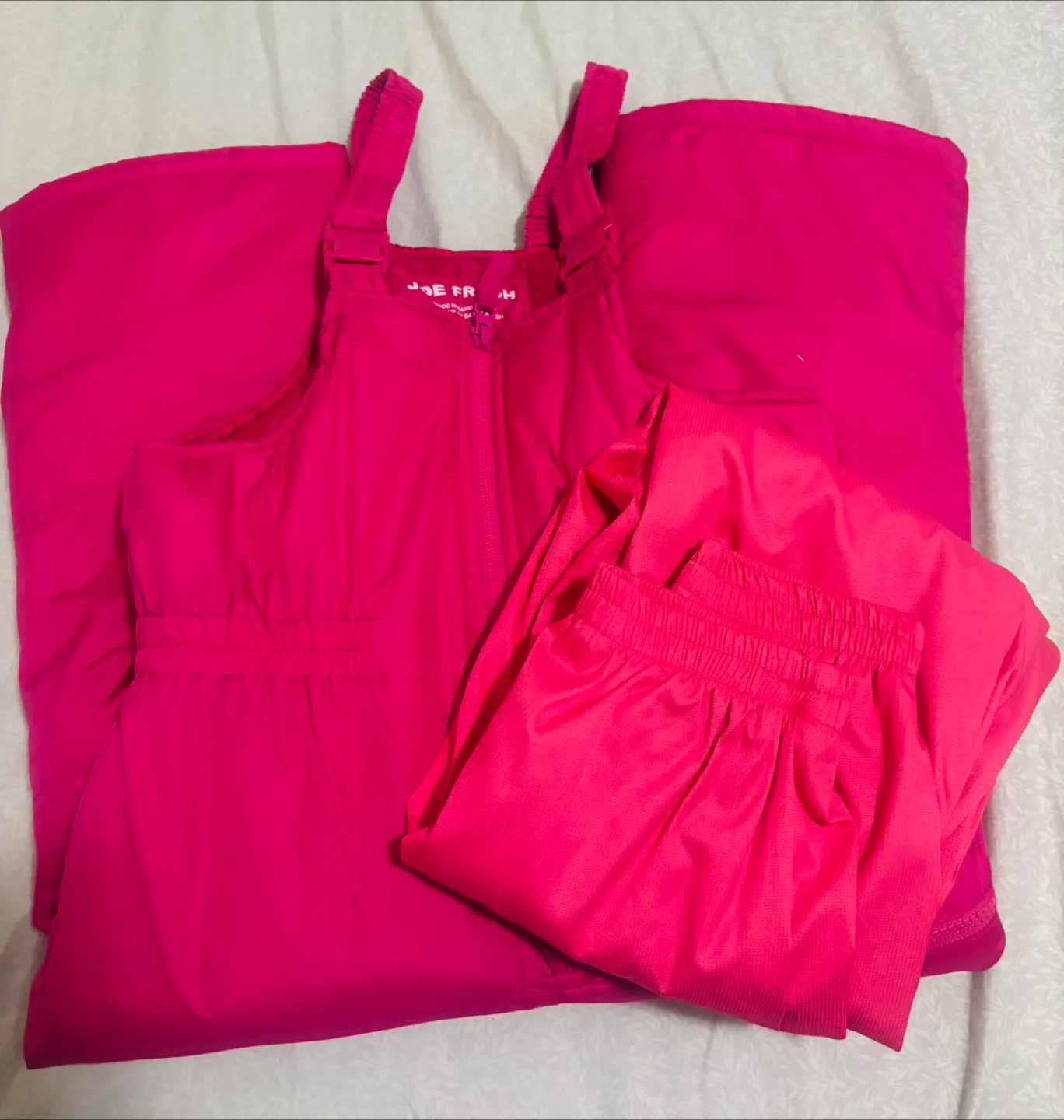 Joe Fresh Snowsuit - Size 3T thumbnail