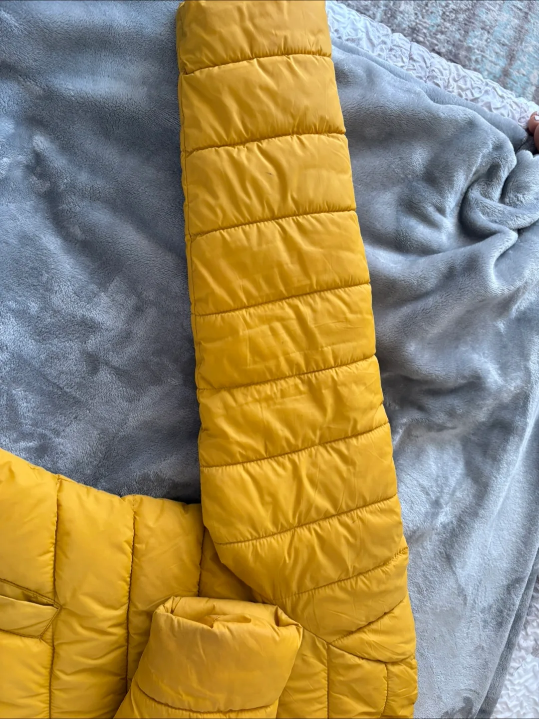 Yellow Puffer Jacket image indicator(2)