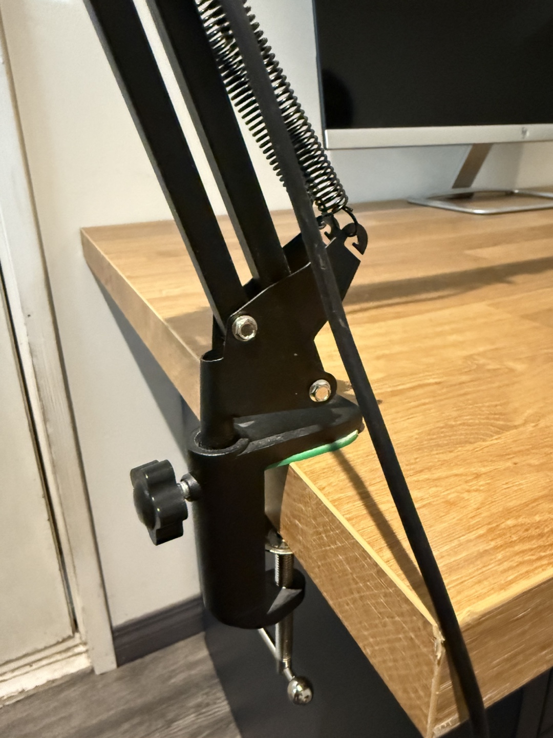 Yotto Microphone with Scissor Arm Stand - photo 3