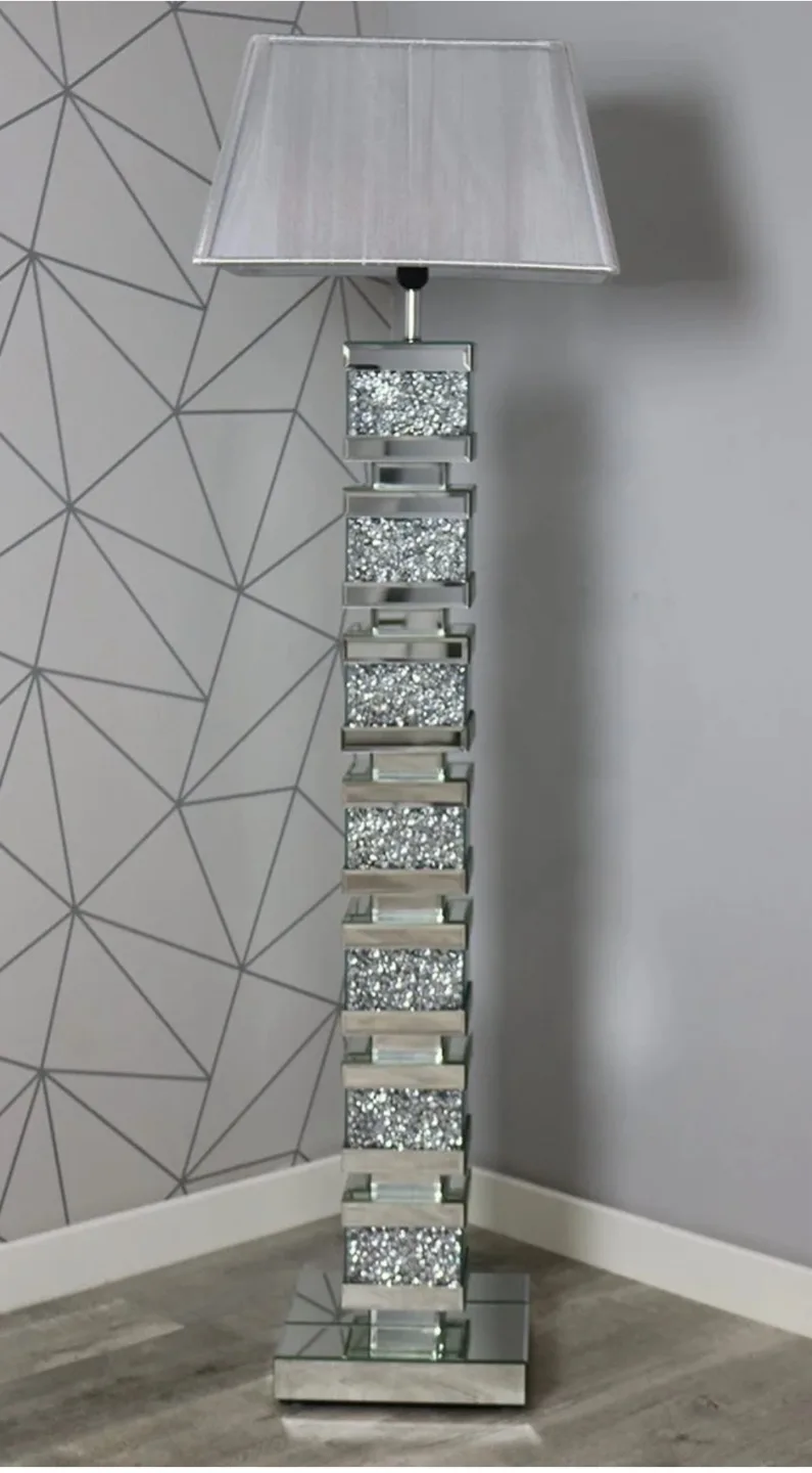 Outletmirrors Crushed Diamond Floor Lamp image indicator(2)