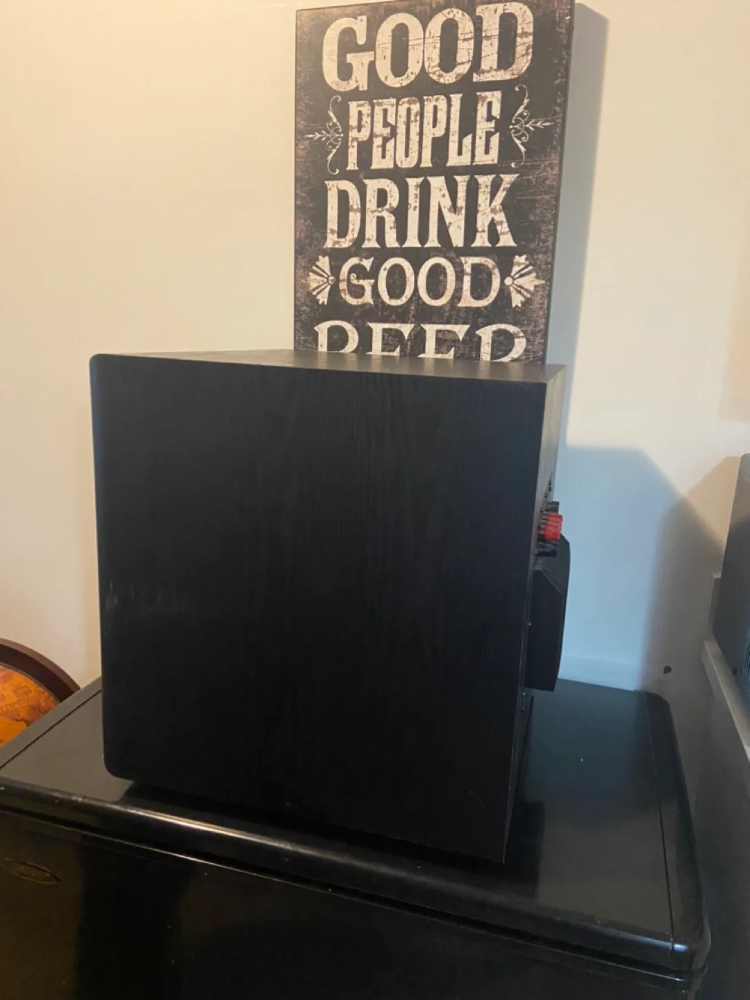 Two 12inch Subwoofer/ plate amplifier image indicator(3)