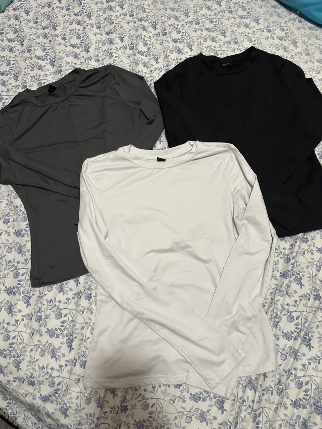 Shein Long Sleeve Shirts - Size Medium thumbnail