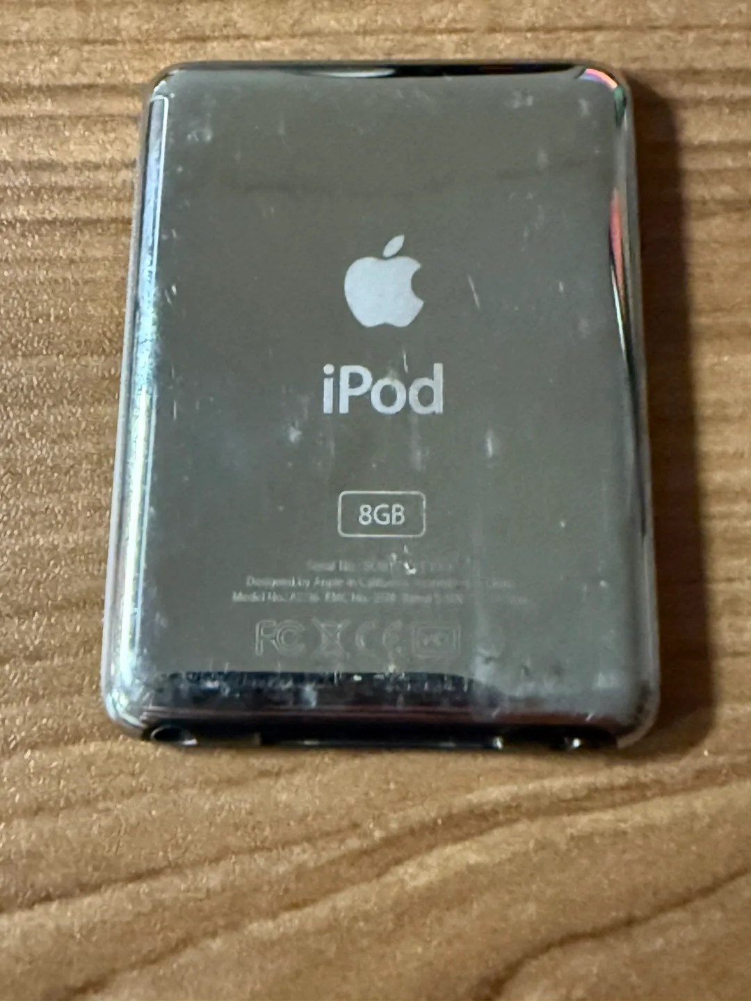 iPod Nano 3rd gen 8 GB - tested, see description image indicator(2)