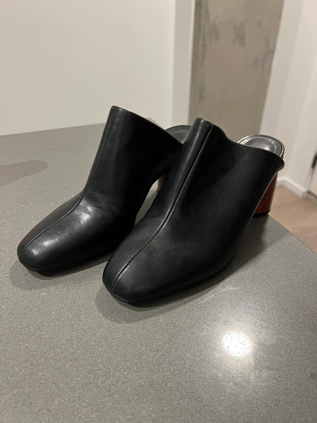 OAK + FORT Black Mules - Size 6 thumbnail