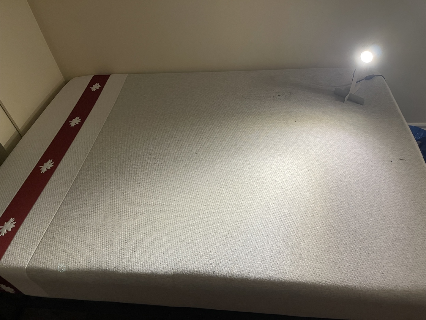 Queen Bed - photo 2