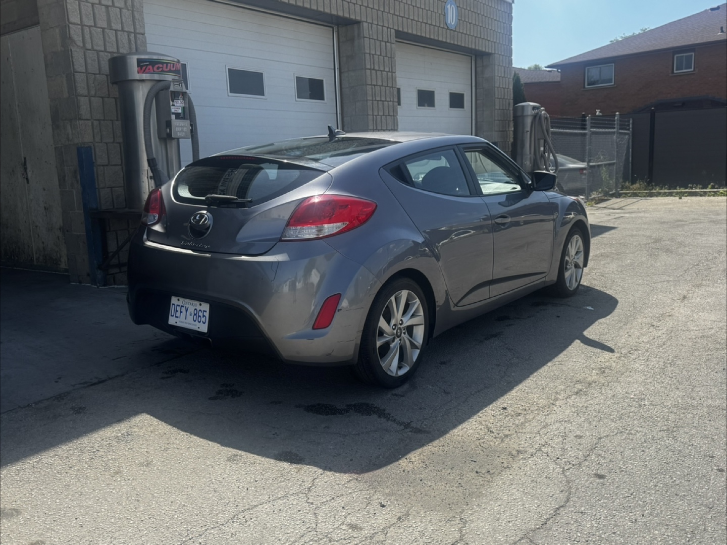 2016 Hyundai Veloster - Grey Hatchback - photo 5