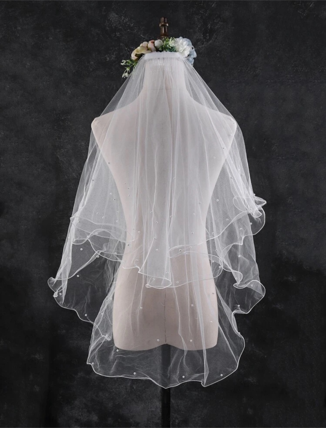 Wedding Veil - photo 2