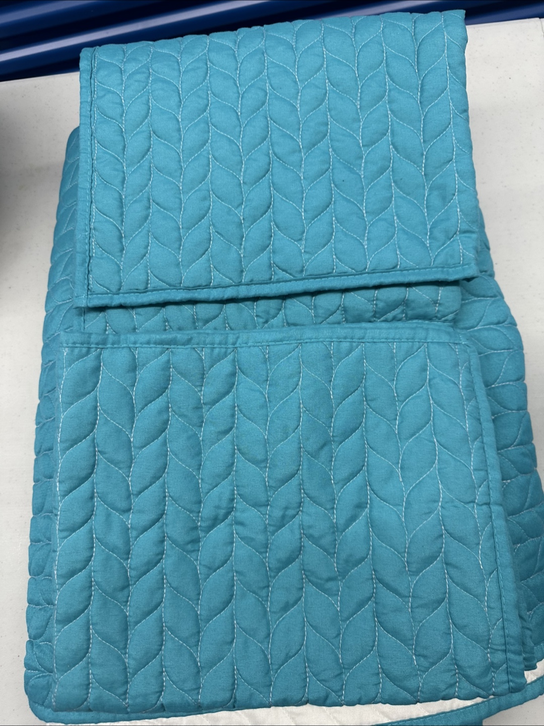 *EUC* Quilt set- Queen/Double- Teal