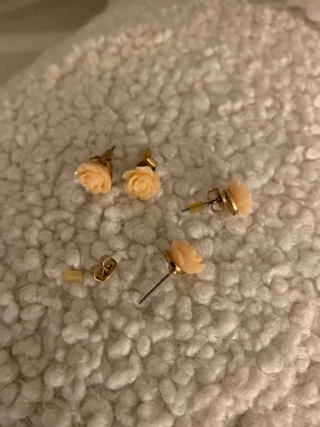 Rose Stud Earrings #freecycle thumbnail