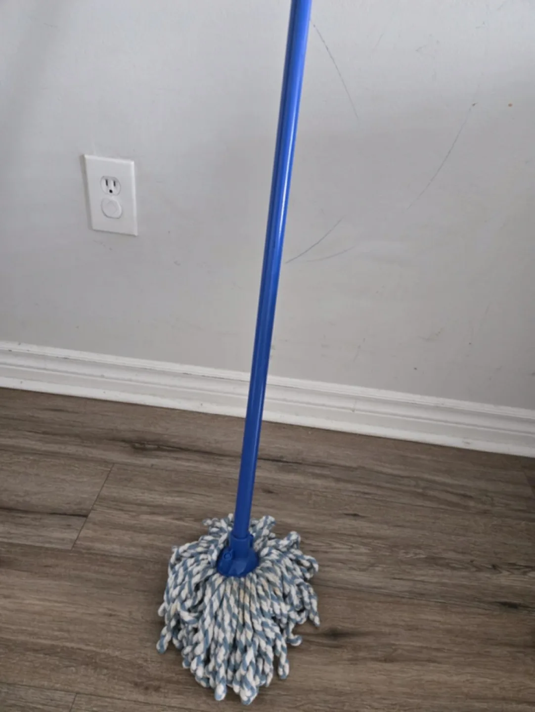 Used mop #freecycle thumbnail