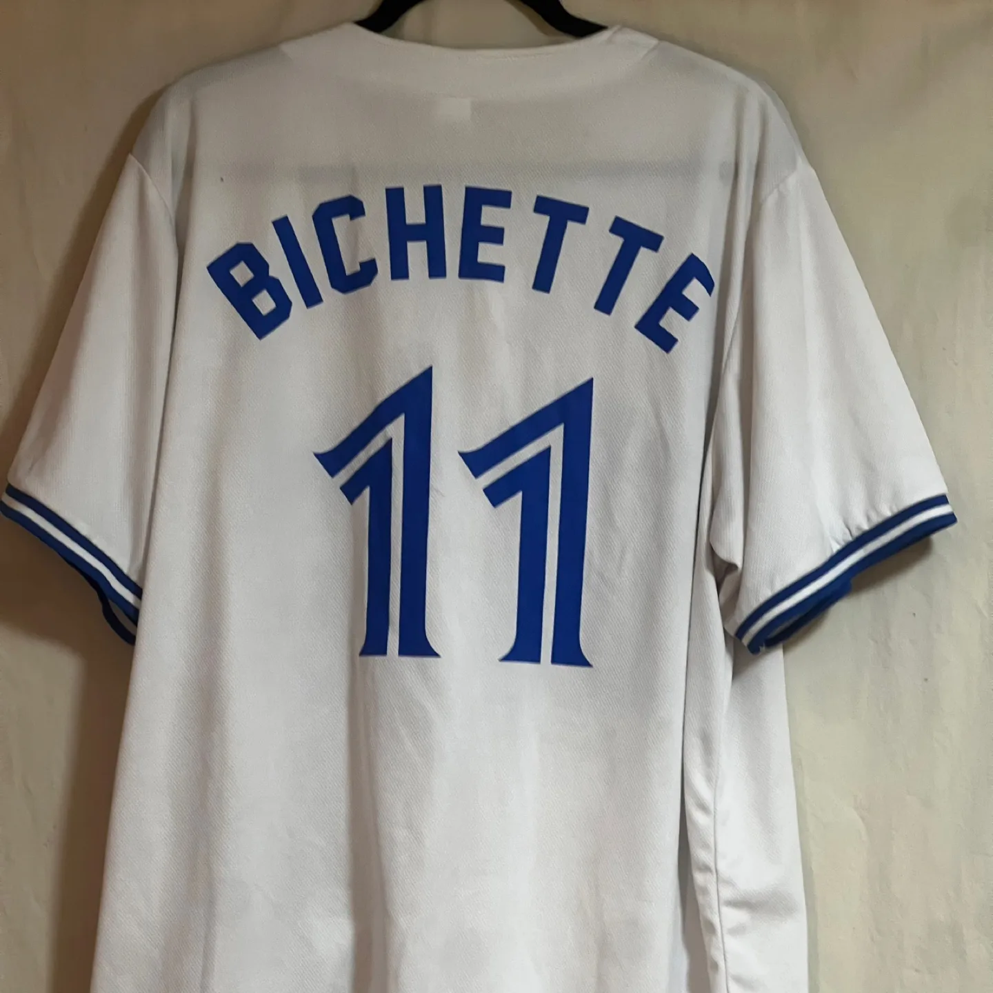 Toronto Blue Jays Bichette #11 image indicator(3)