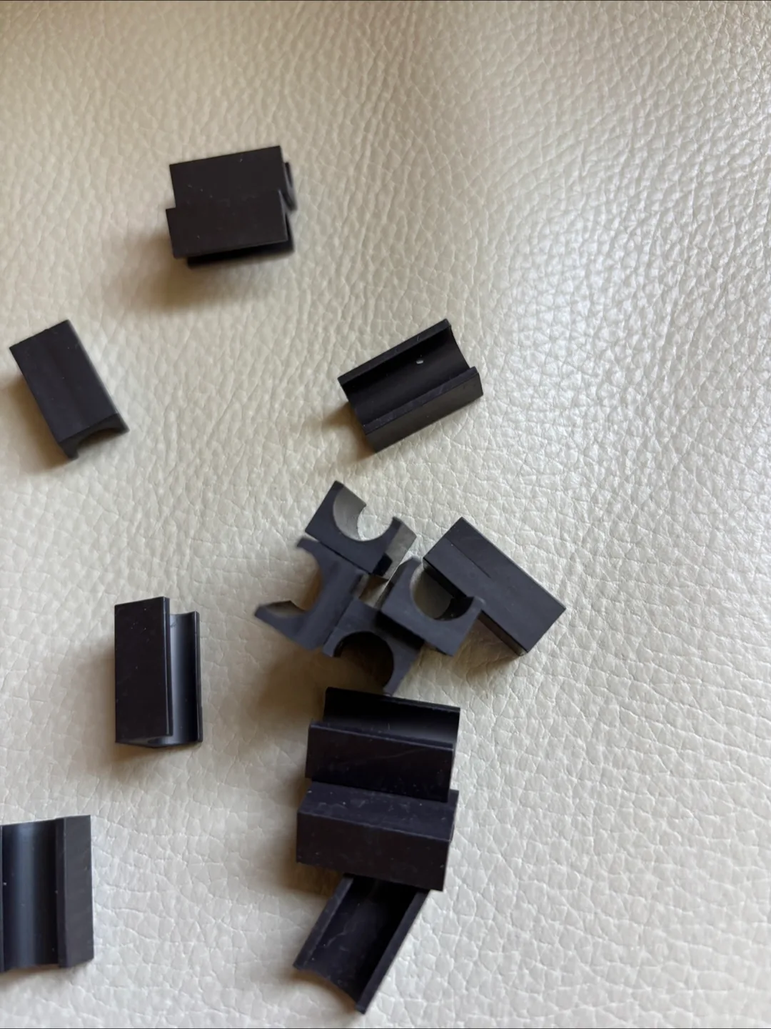 #Freecycle#  Fridge magnets for pens thumbnail