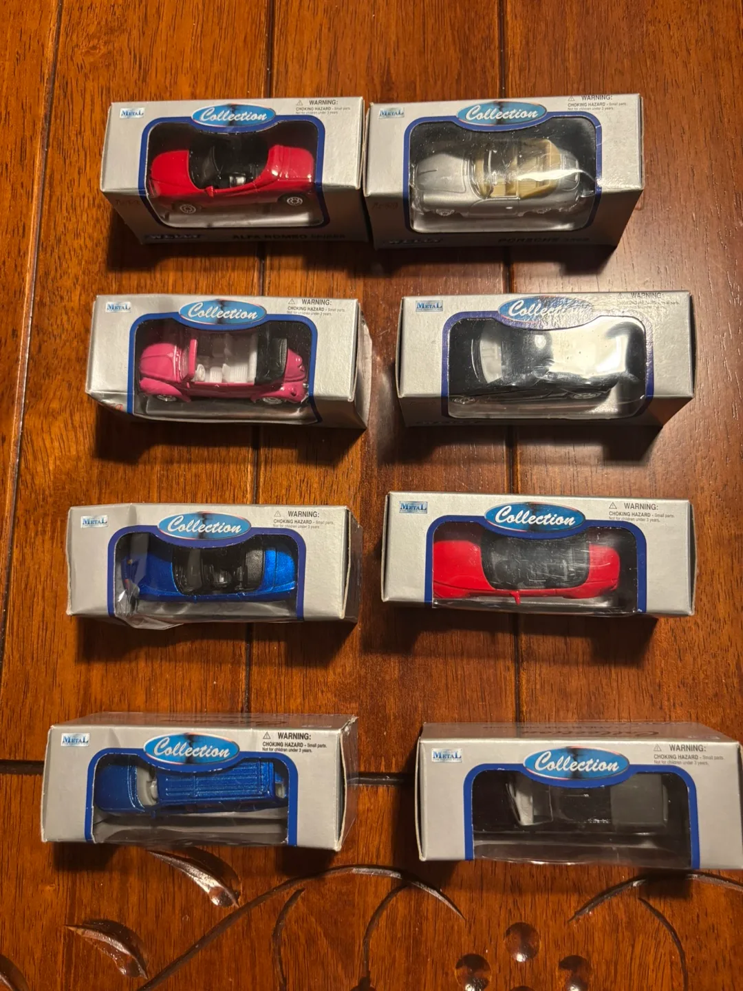 Welly 1:60 Diecast Car Collection - New in Box image indicator(2)