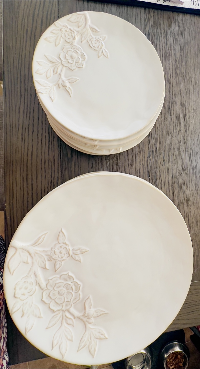 Floral Embossed Dinner Plates (Set of 12) - photo 3