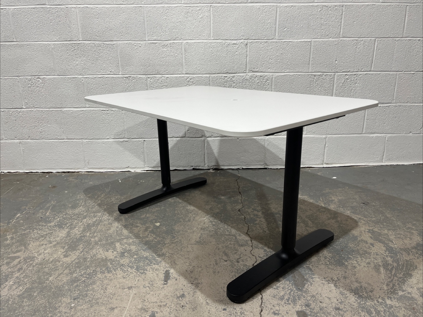 IKEA BEKANT office desk sit/stand (NOT ELECTRIC) - photo 3