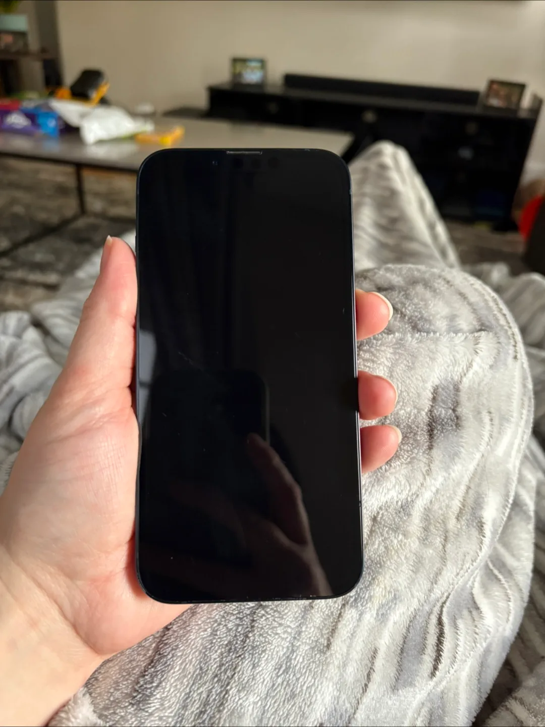 iPhone 14 Blue & Spigen Case