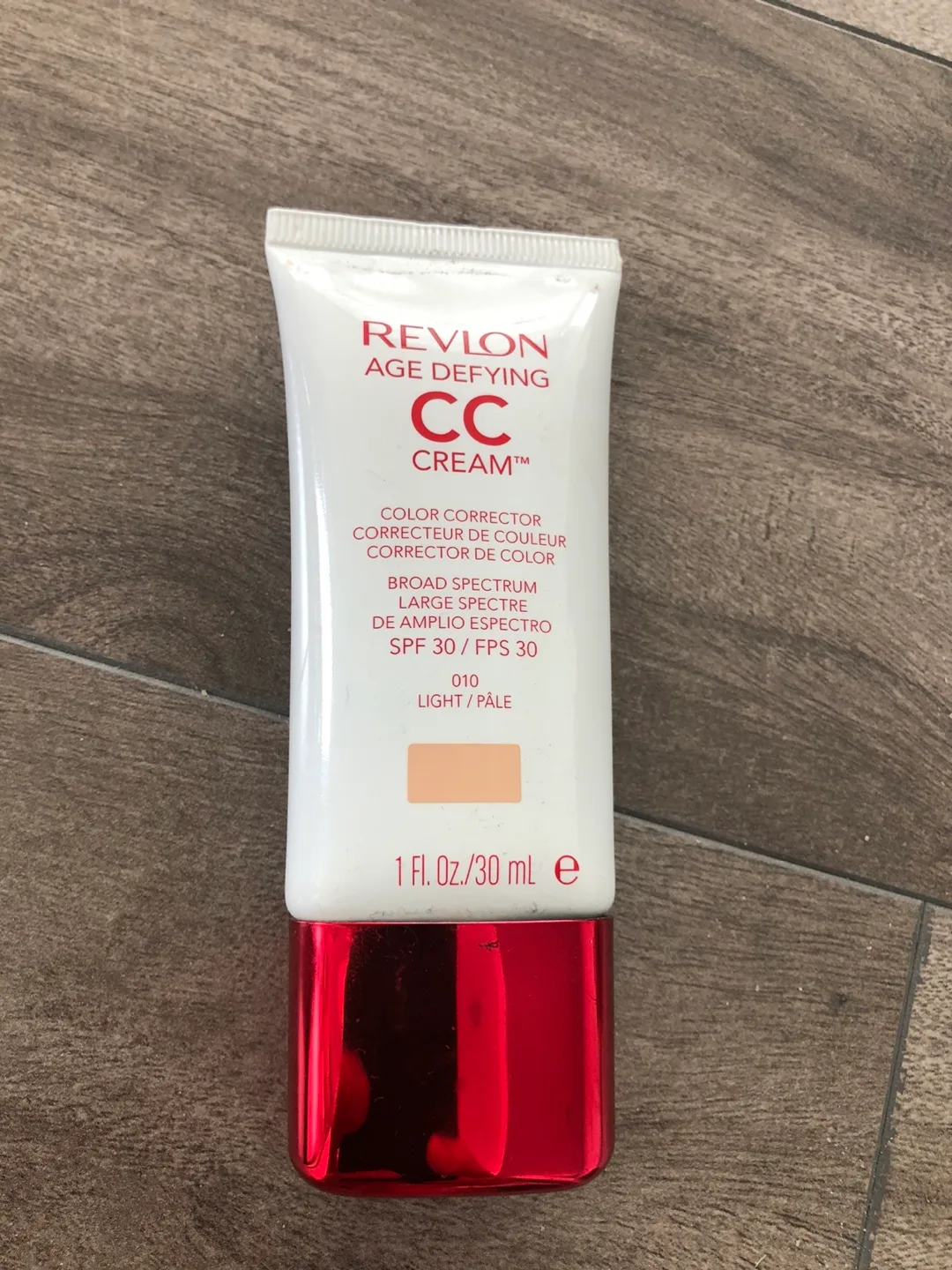 #freecycle Revlon Age Defying CC Cream - Light/Pale thumbnail