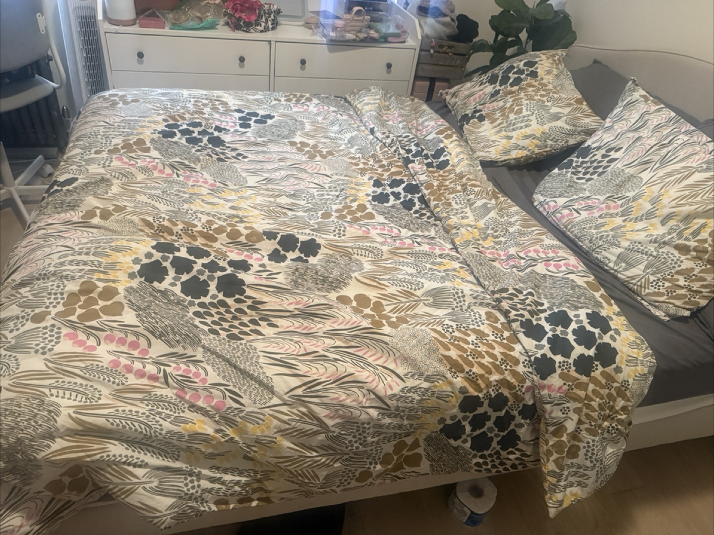 Beautiful IKEA Queen Bed Frame, Mattress, Pillows, and Bedding