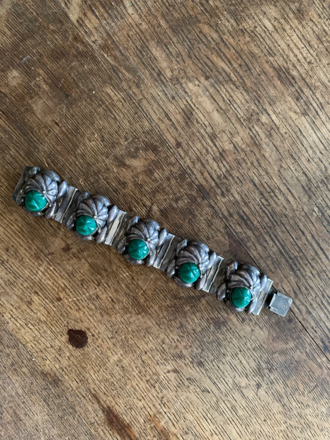 Vintage 1950s solid sterling and green Onyx Mexican bracelet image indicator(7)