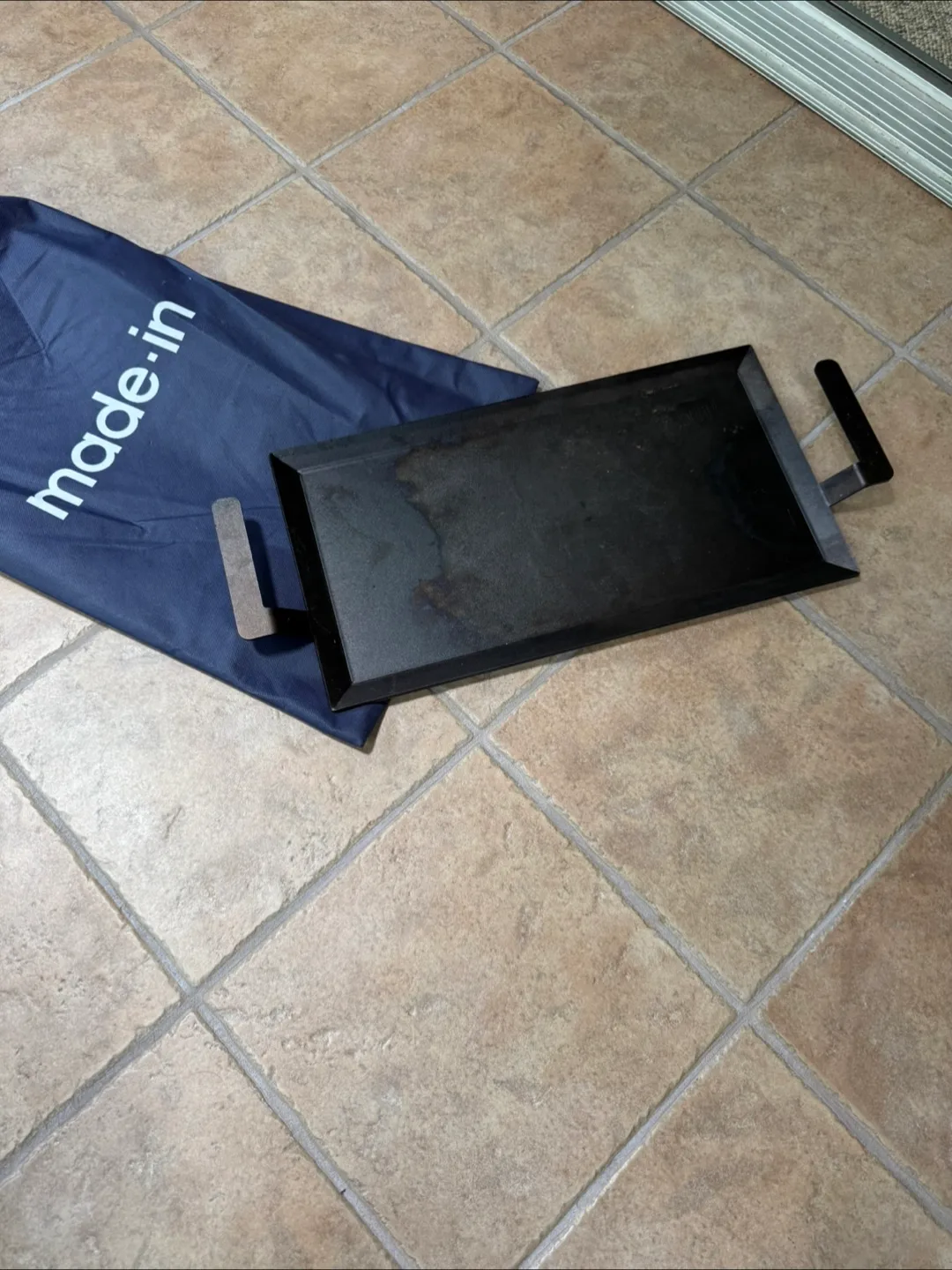 Made In Carbon Steel Griddle image indicator(2)