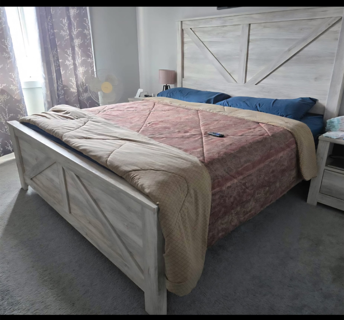 Bedroom Set - Bed, 2 Nightstand & Dresser - photo 4