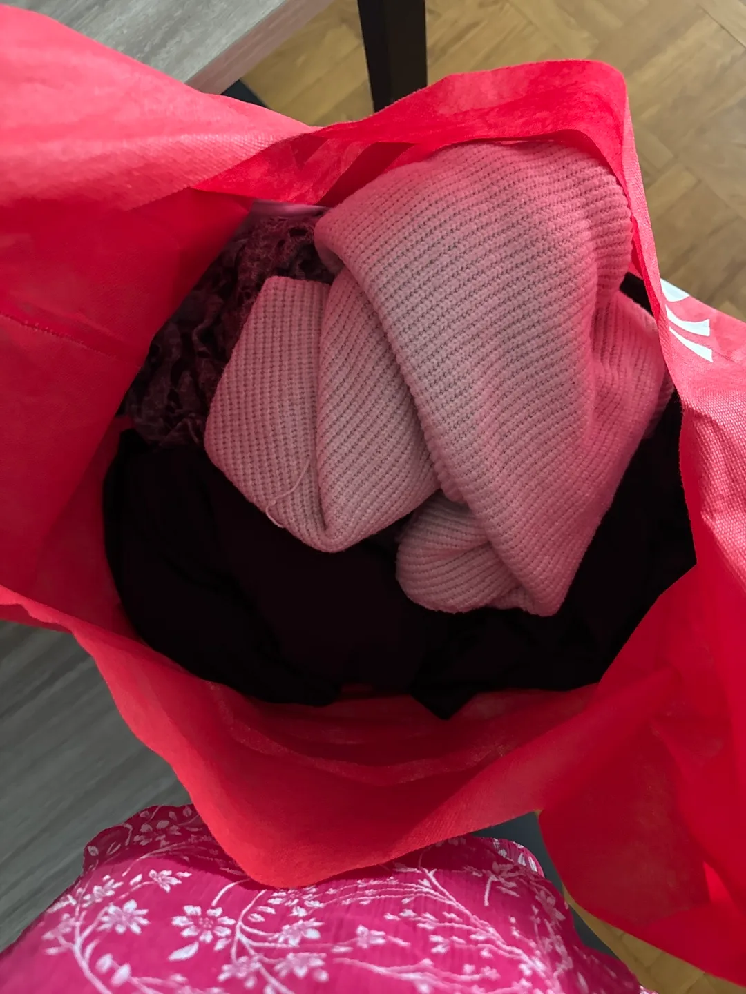 Women’s clothes L/XL thumbnail