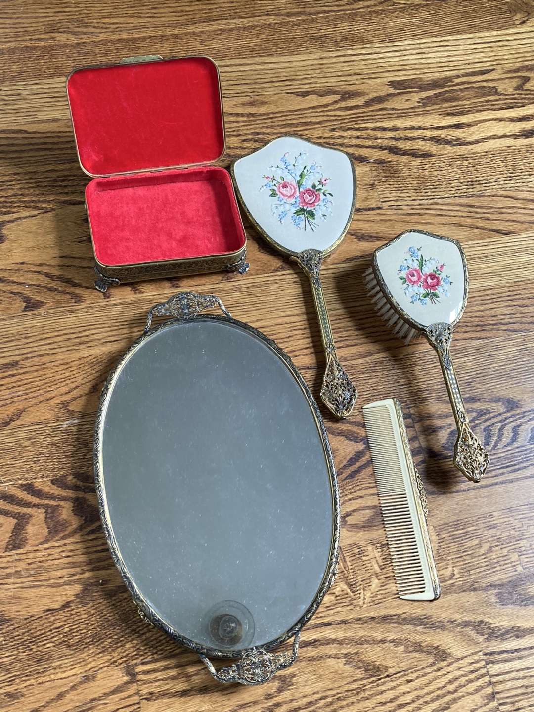 Vintage Petit Point Vanity Set - photo 2