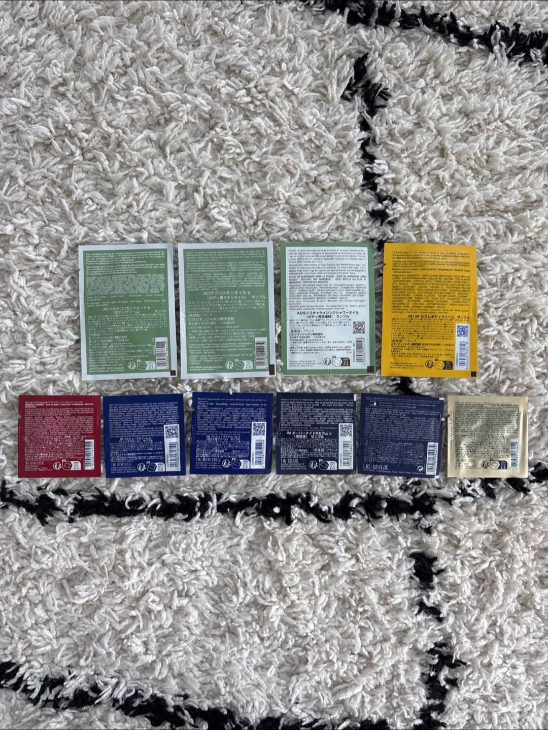 L'Occitane Sample Lot image indicator(2)