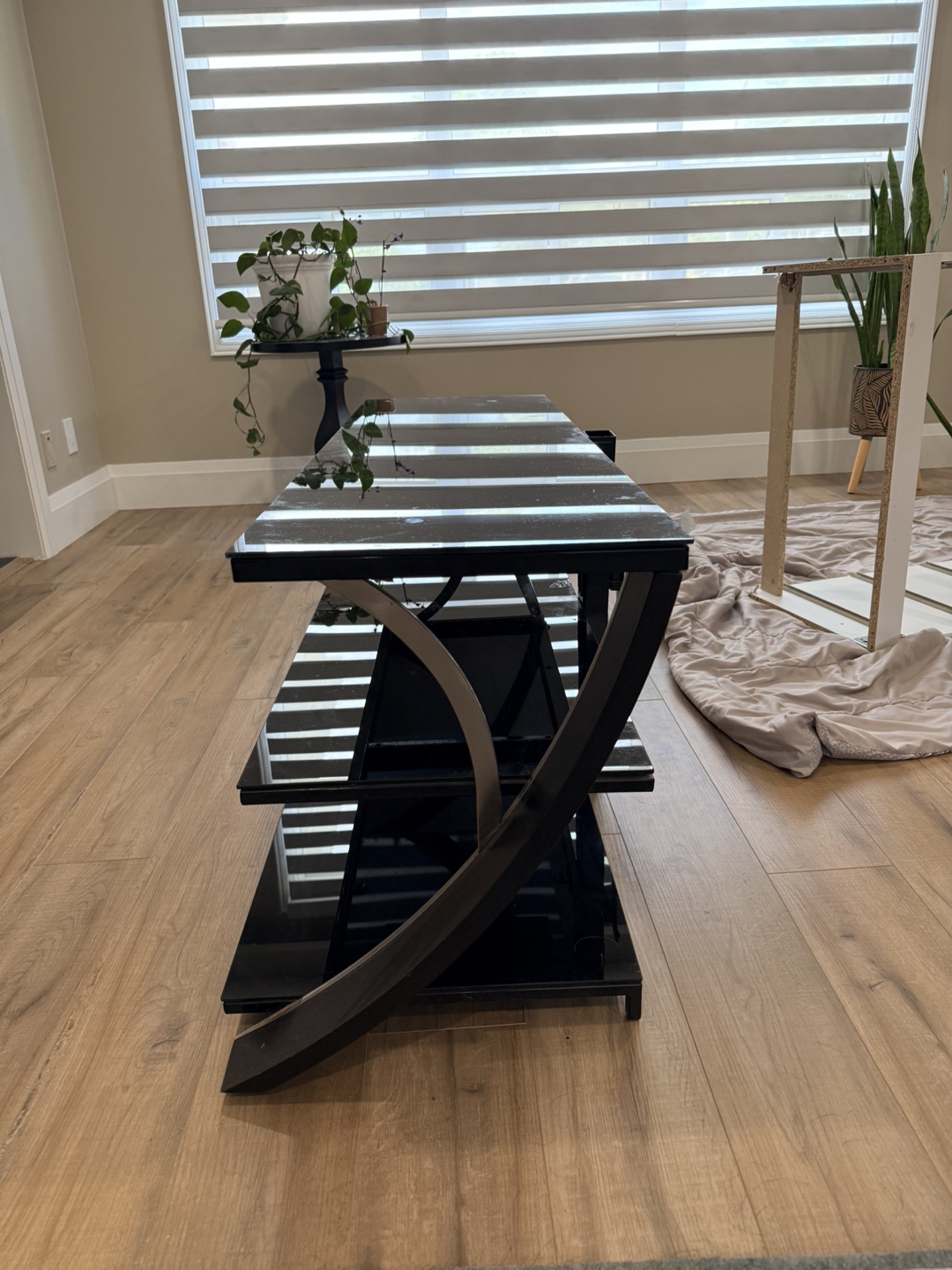 Black Glass TV Stand - photo 3