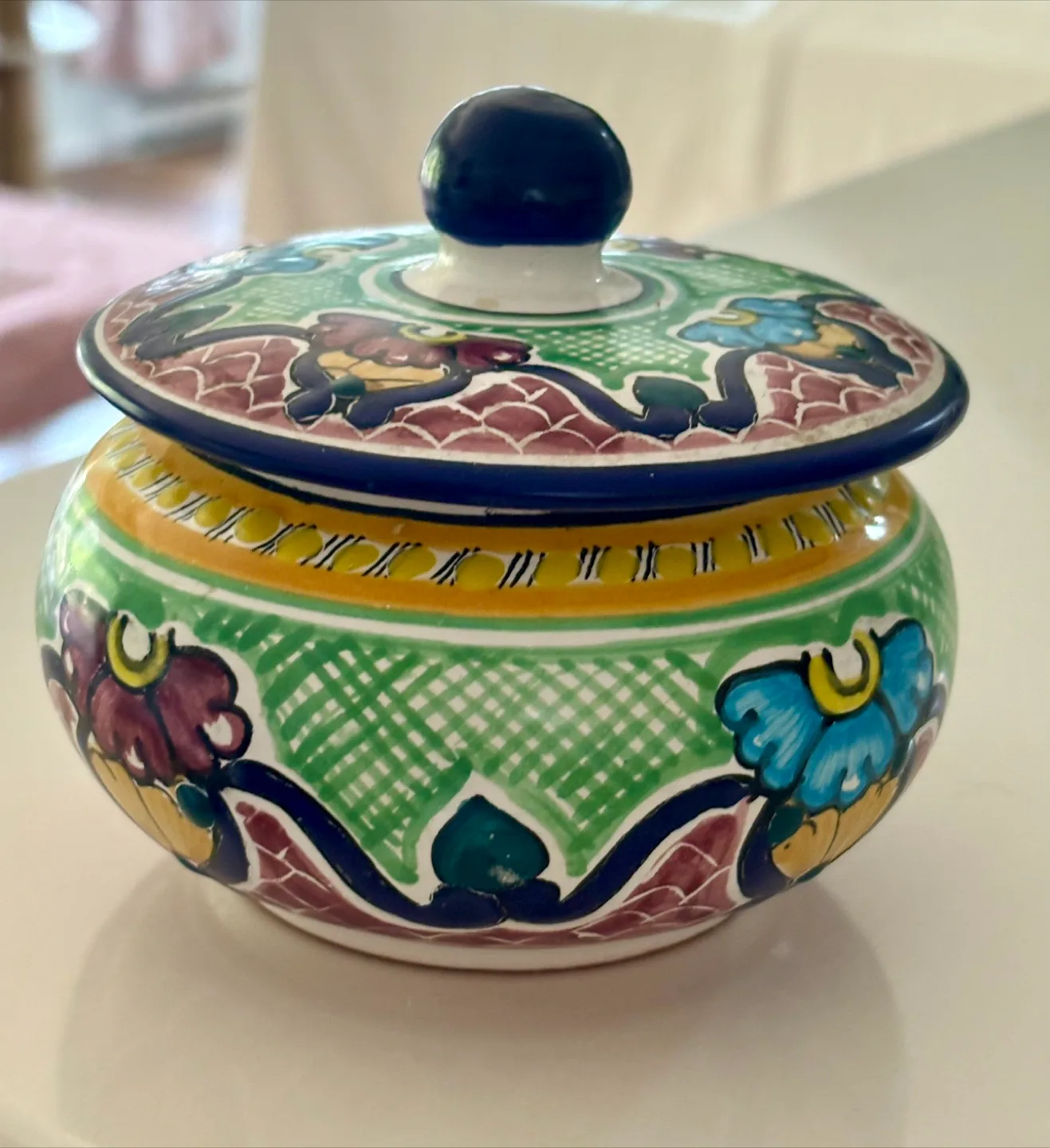 Siltz Hernandez Puebla Mexico Pottery Jar thumbnail