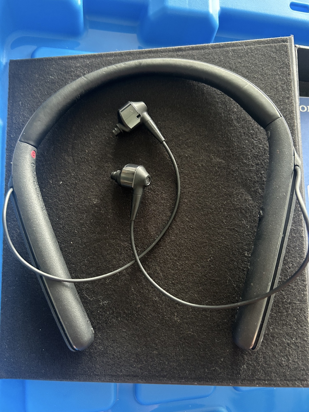 Sony WI-1000x Wireless Noise Cancelling Headphones