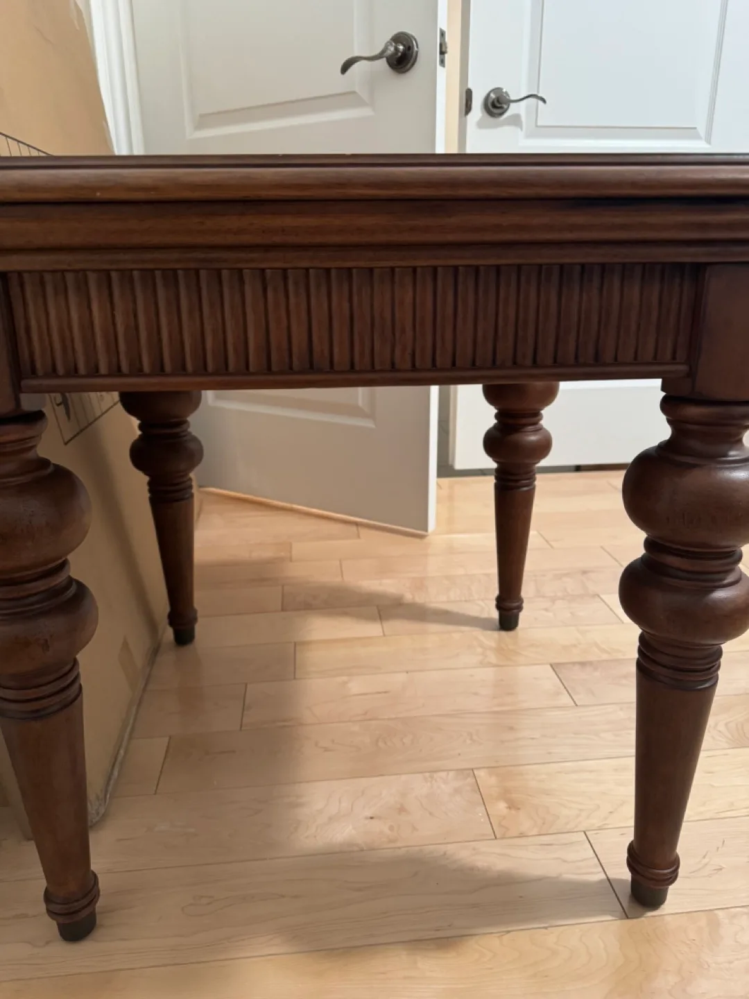 Wooden End Table with Glass Top image indicator(3)