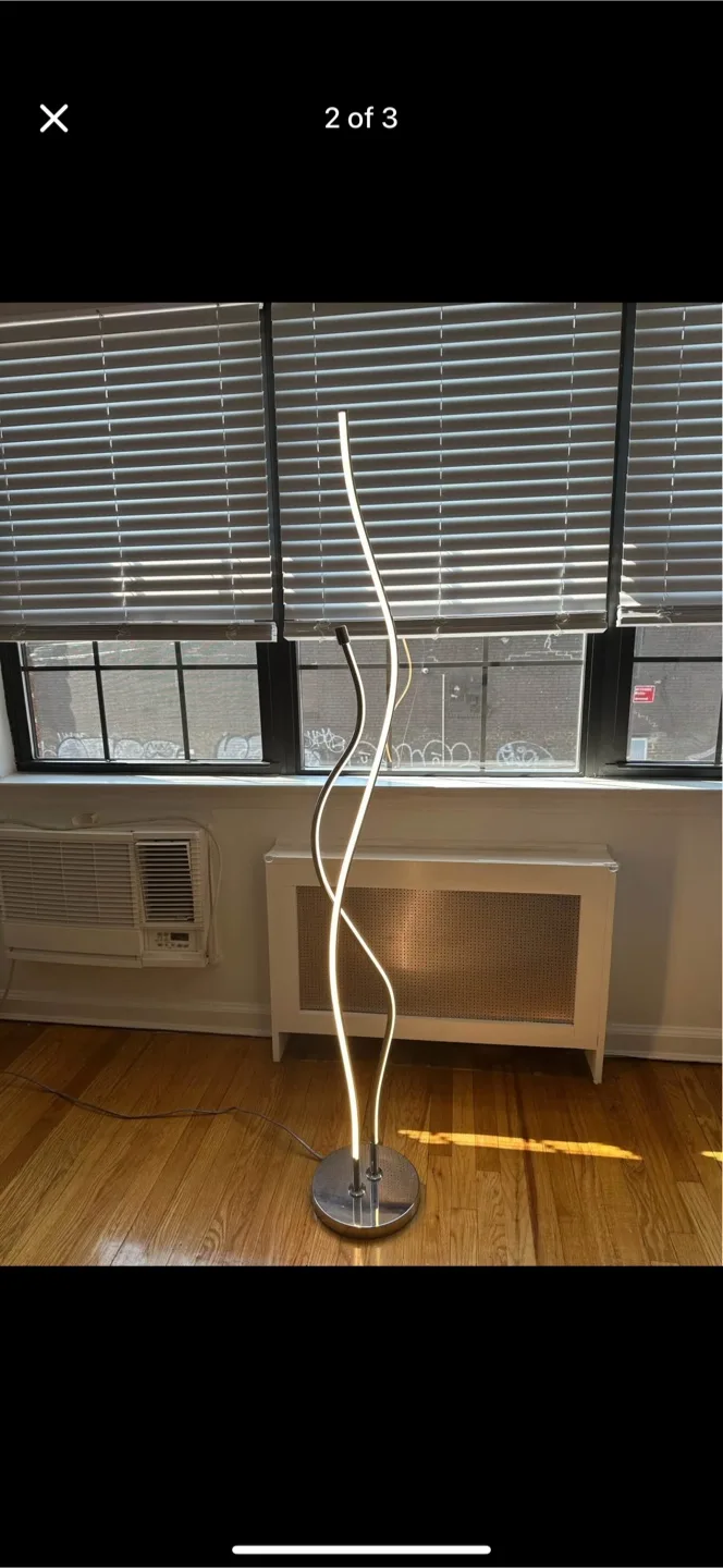 Modern LED Floor Lamp thumbnail
