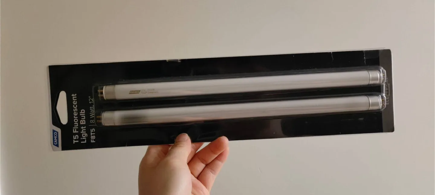 CAMCO T5 Fluorescent Light Bulb F8T5 8-Watt 12" thumbnail