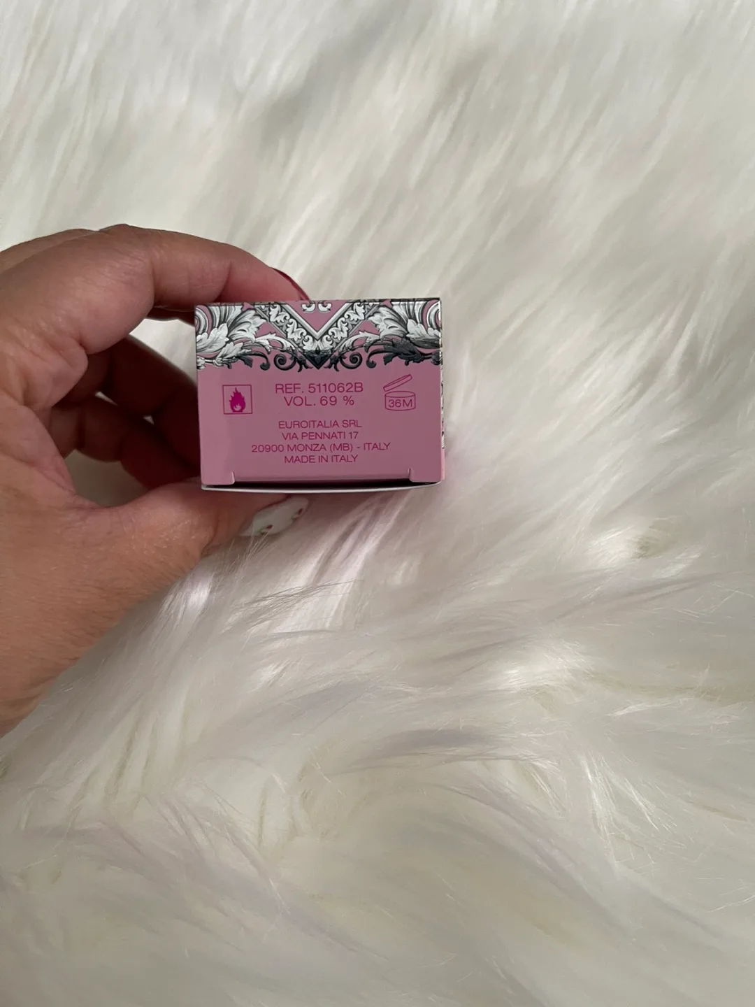 BNIB- Versace Bright Crystal Absolu Eau de Parfum image indicator(3)