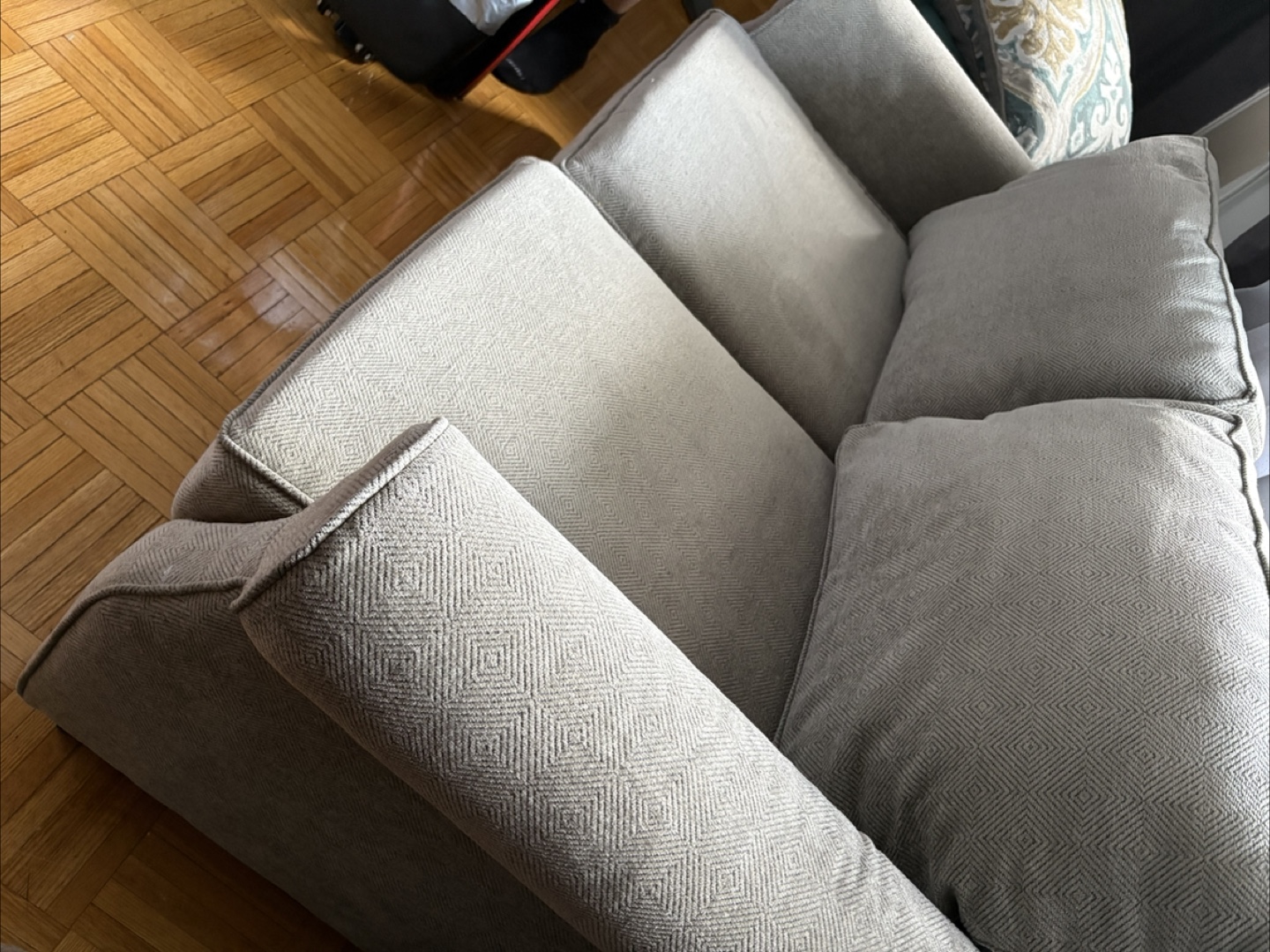Comfortable Loveseat - Great Condition! - photo 4