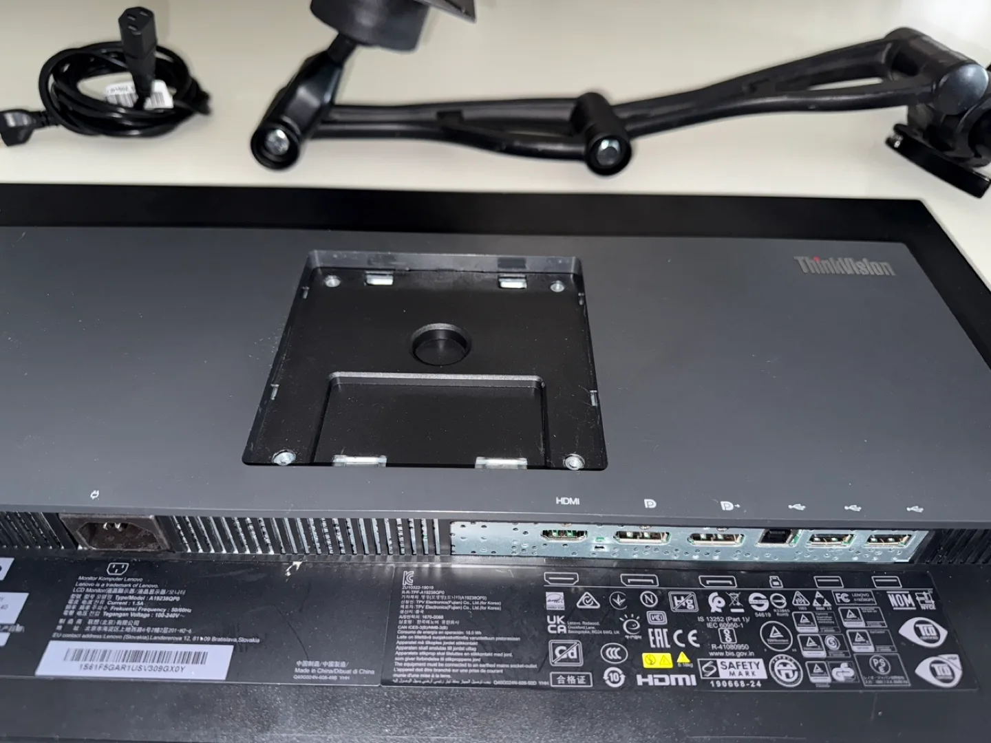 Dell & ThinkVision Monitors with Dual Monitor Stand image indicator(6)