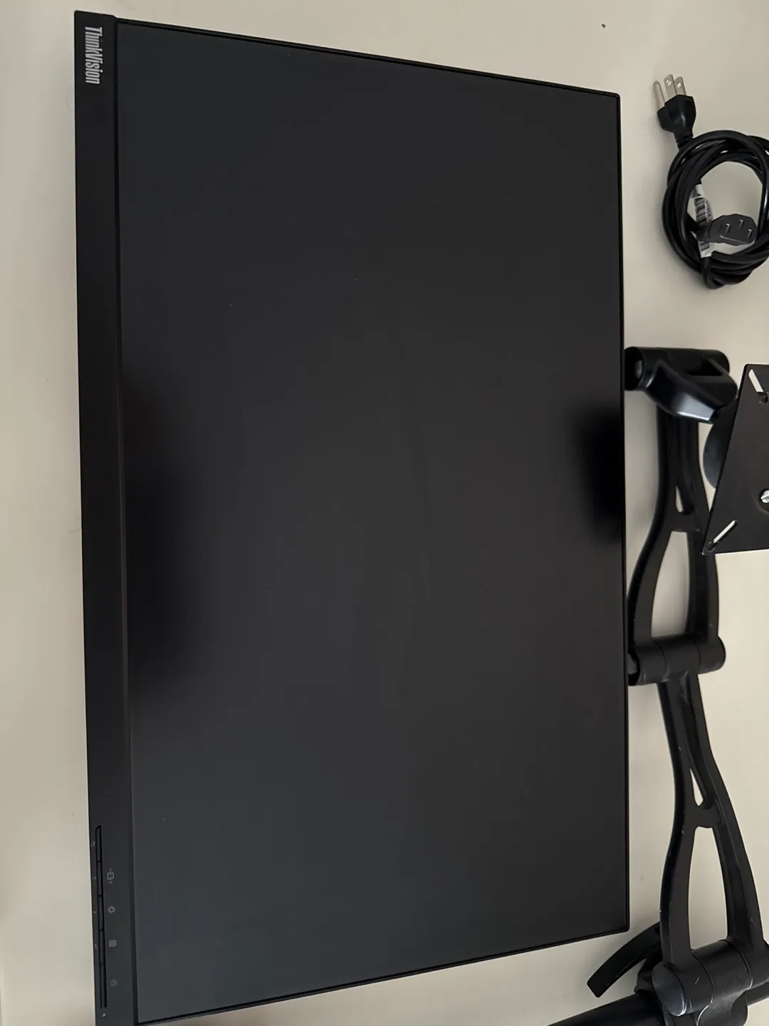 Dell & ThinkVision Monitors with Dual Monitor Stand image indicator(2)