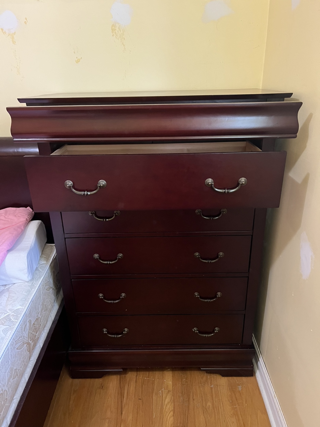 Wooden 5-Drawer Dresser - photo 2