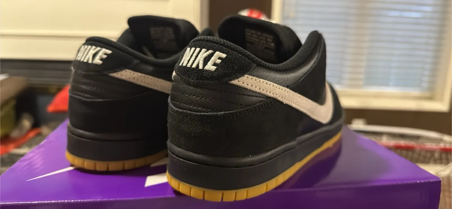 Nike SB Dunk Low Pro Black/Gum (10.5) image indicator(5)