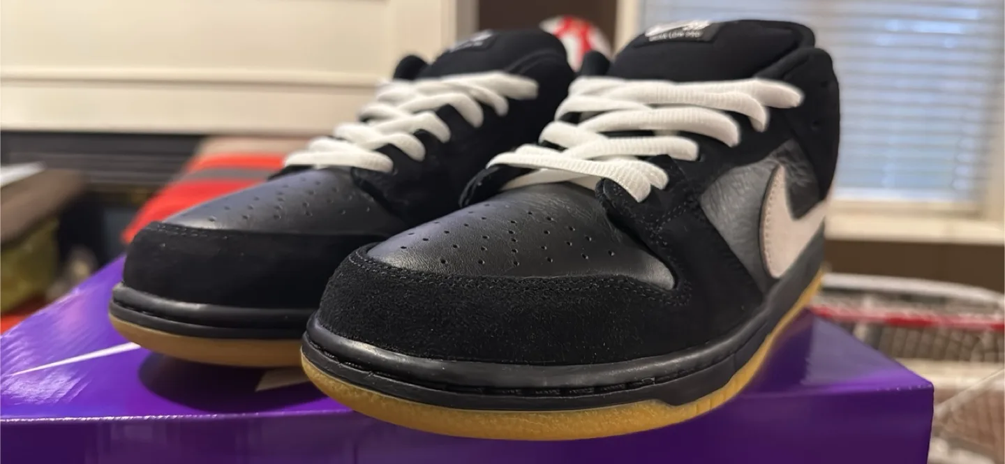 Nike SB Dunk Low Pro Black/Gum (10.5) image indicator(3)