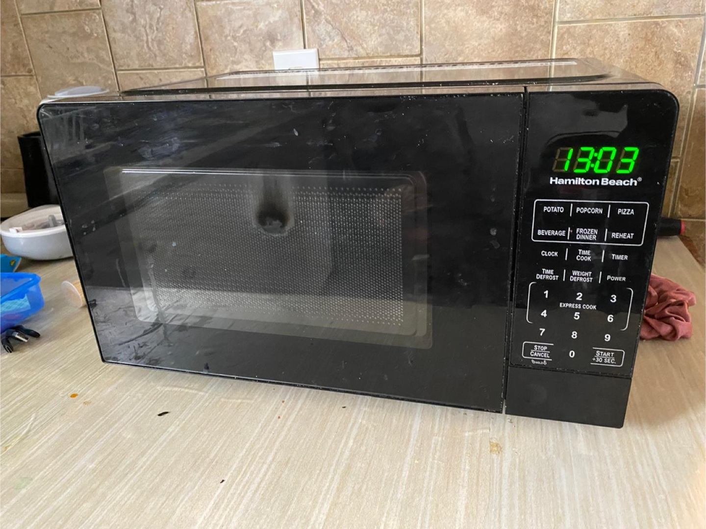 Hamilton Beach Black Microwave - photo 2