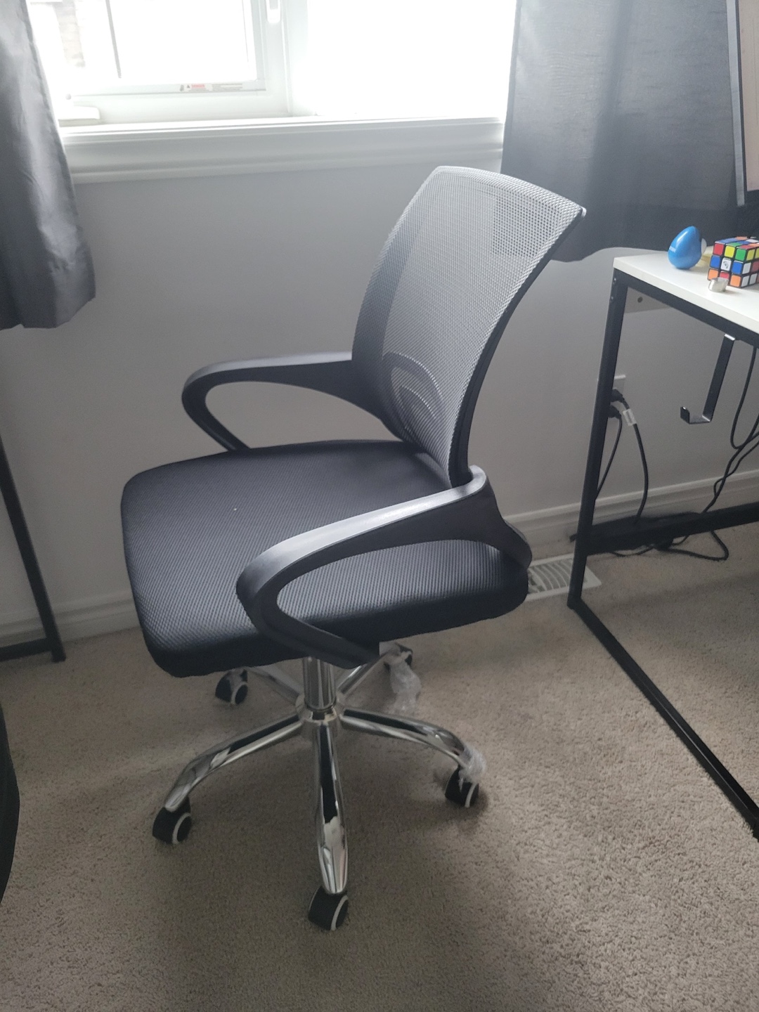 Black Office Chair - photo 2