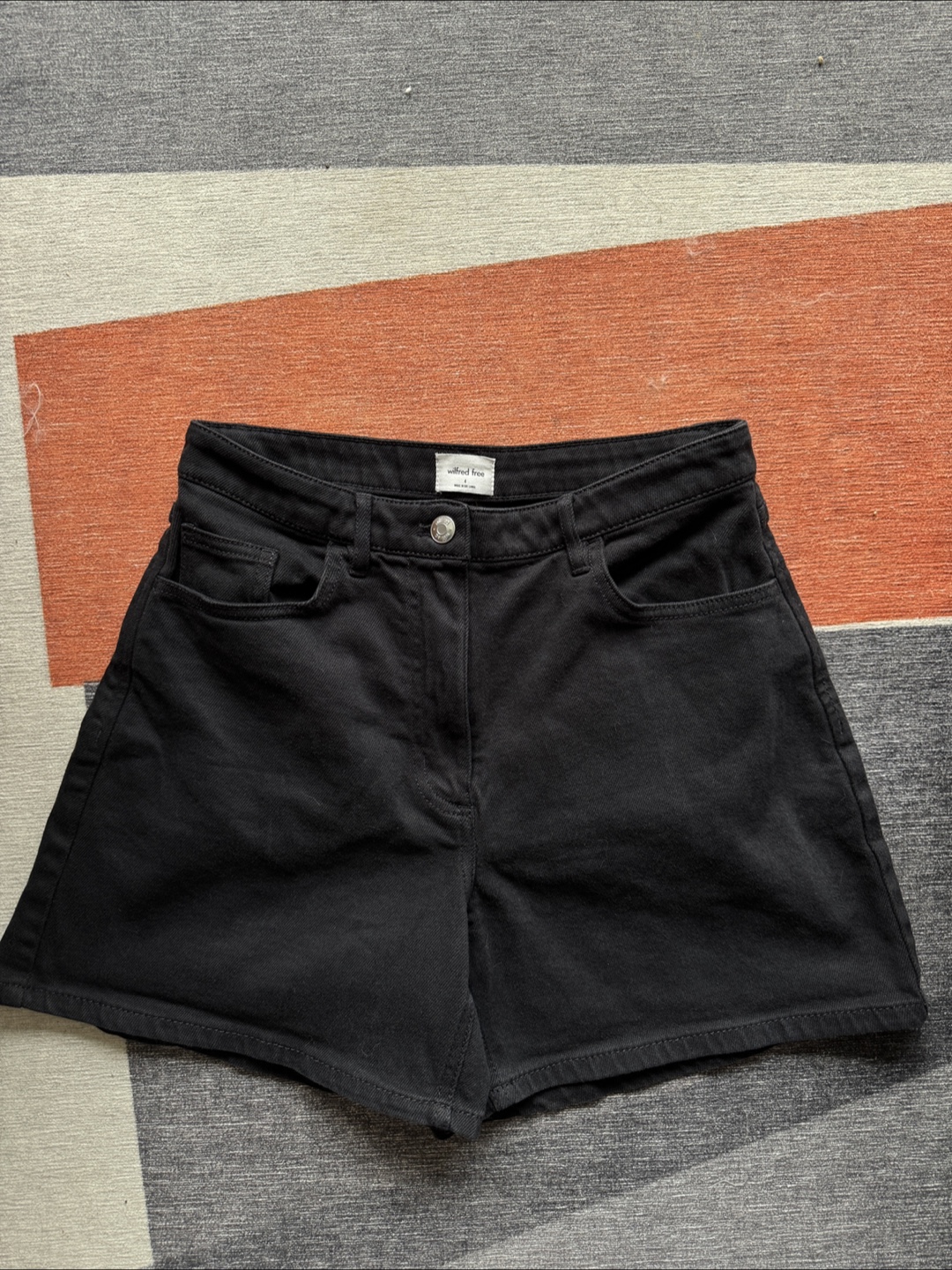 Wilfred Free Black Denim Shorts - Size 4