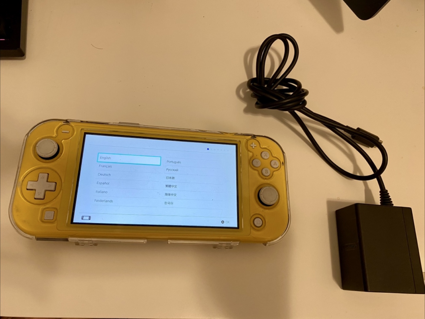 Nintendo Switch Lite - Yellow - photo 2